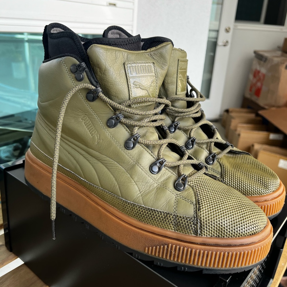Puma leather boots US 9.5